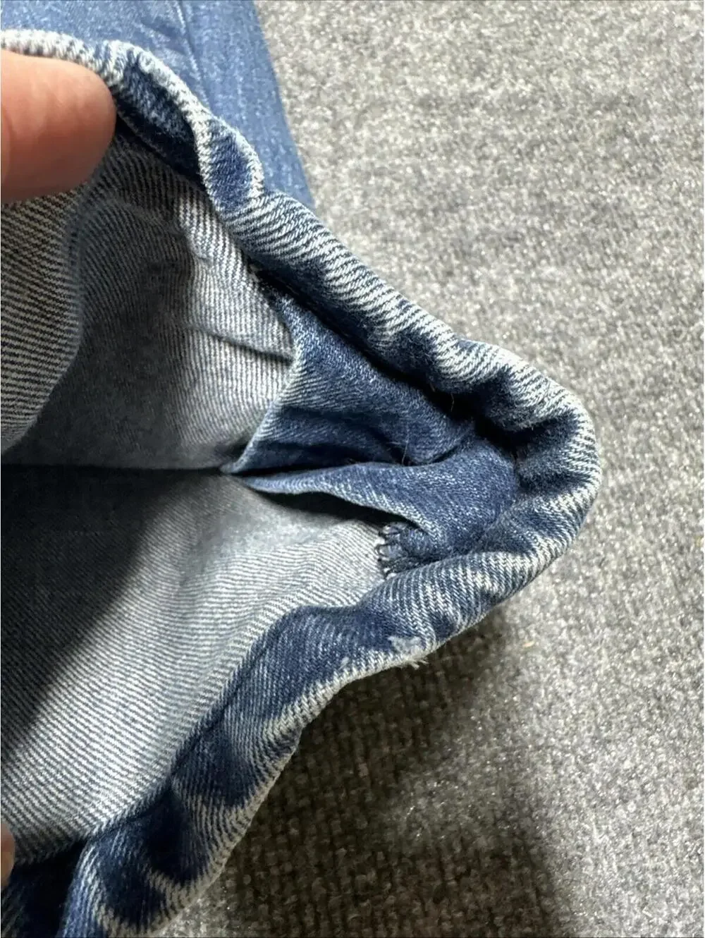 Levis 501 Original Fit Mens Jeans Blue Straight Leg Button Fly 38x30 Medium Wash